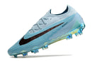 Chuteira Nike Phantom GX Low Elite FG Campo