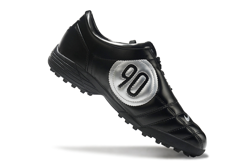 Chuteira Nike Total 90 Society