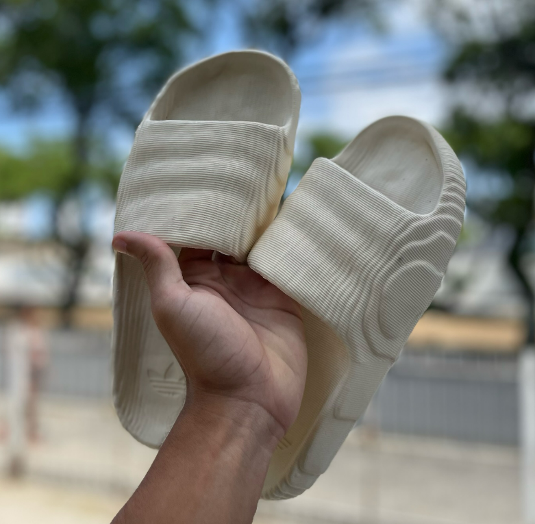 Chinelo Slide Adidas ADILETTE
