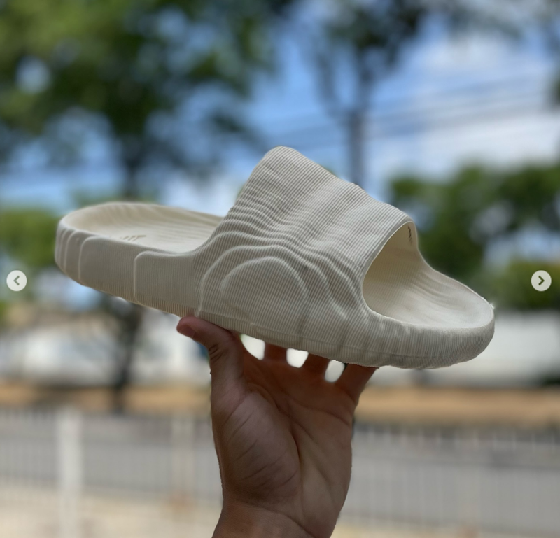 Chinelo Slide Adidas ADILETTE